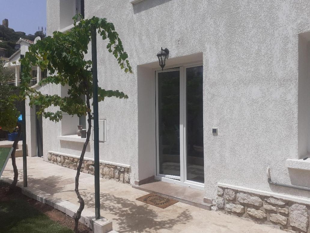 شقة Almanarre Hyères المظهر الخارجي الصورة